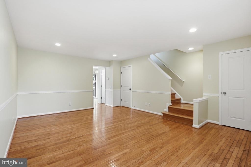 344 Stable View Terrace Ne - Photo 2