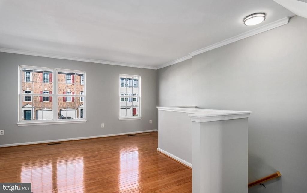 45461 Bluemont Junction Square - Photo 2