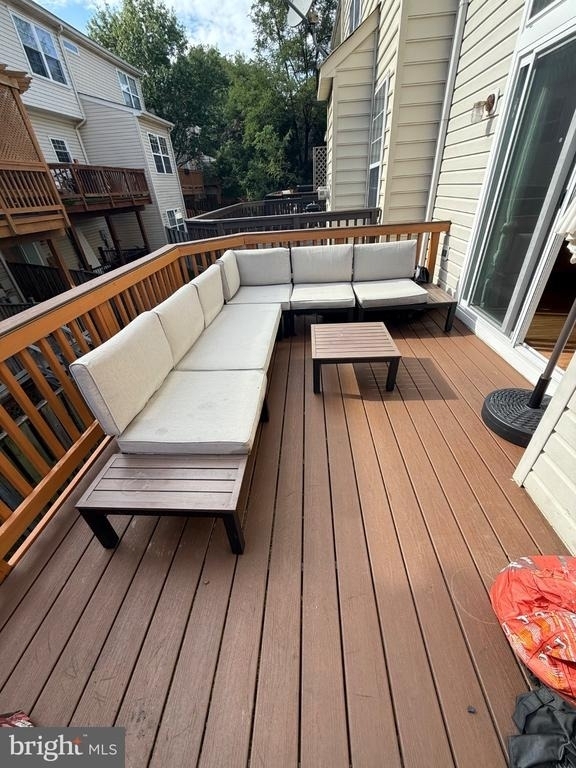 20121 Hardwood Terrace - Photo 7