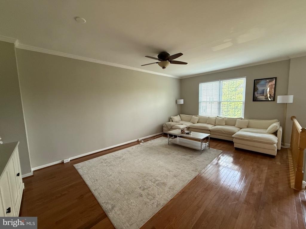 20121 Hardwood Terrace - Photo 2