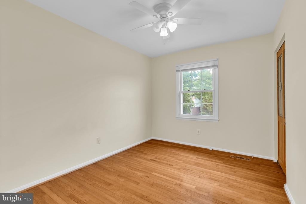 7428 Fountain Head Drive - Photo 17