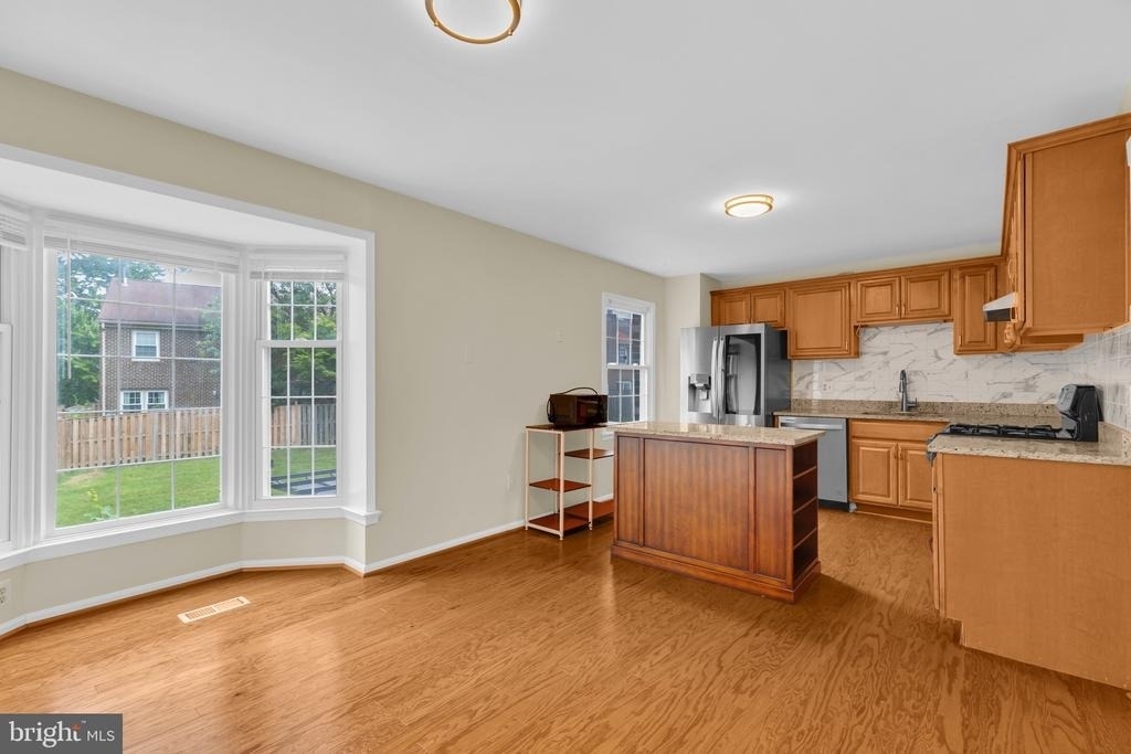 7428 Fountain Head Drive - Photo 10