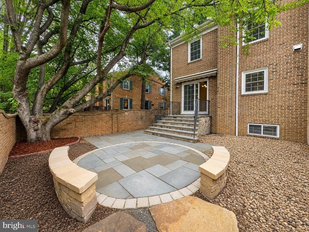 9316 Arlington Boulevard - Photo 32