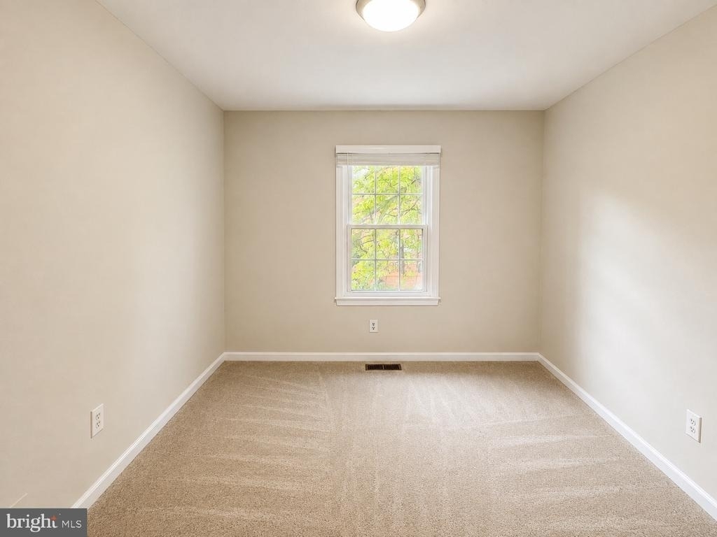 9316 Arlington Boulevard - Photo 17