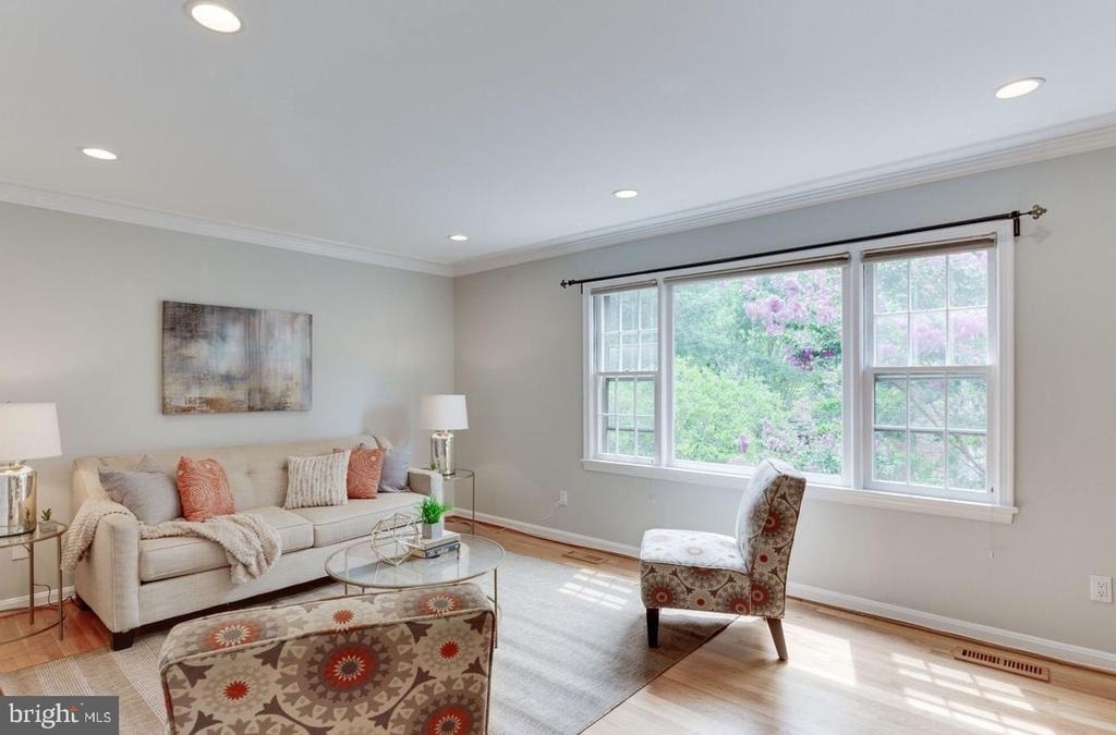 1556 Westmoreland Street - Photo 9