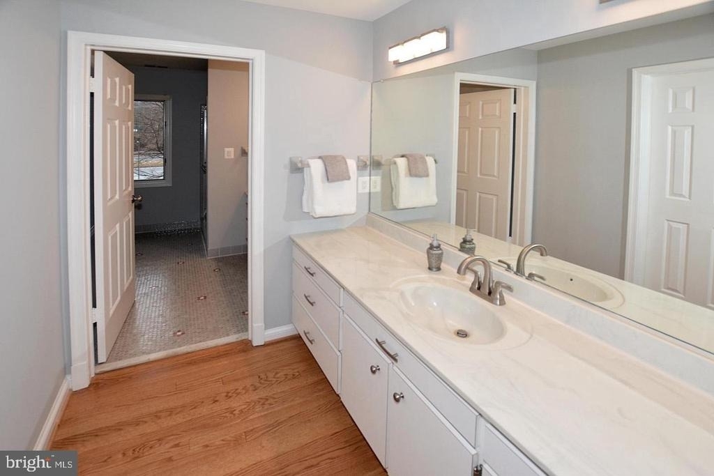 6286 Dunaway Court - Photo 12