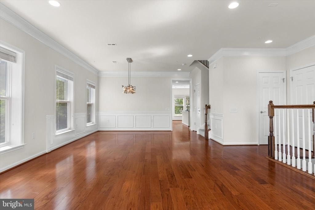 3073 Rittenhouse Circle - Photo 2