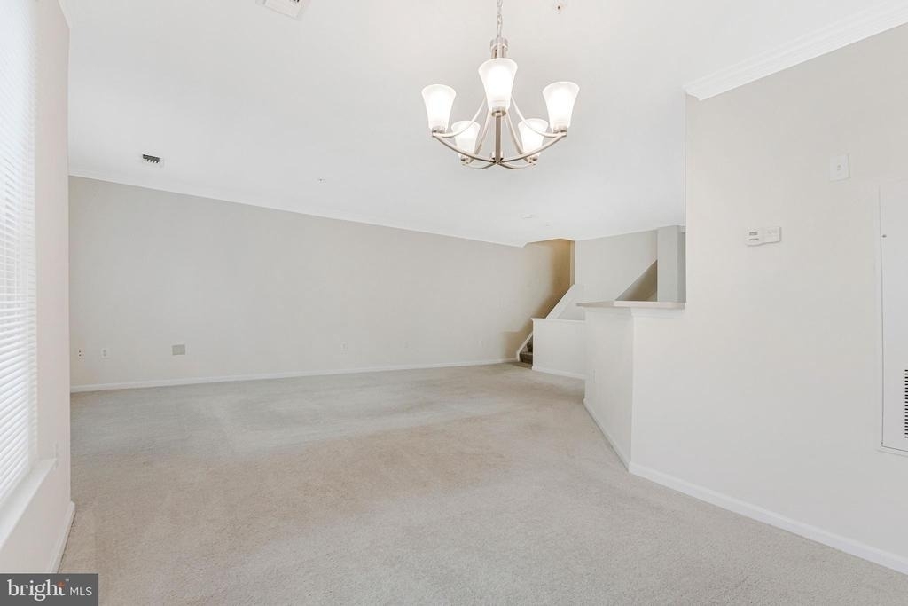 4507 Superior Square - Photo 8