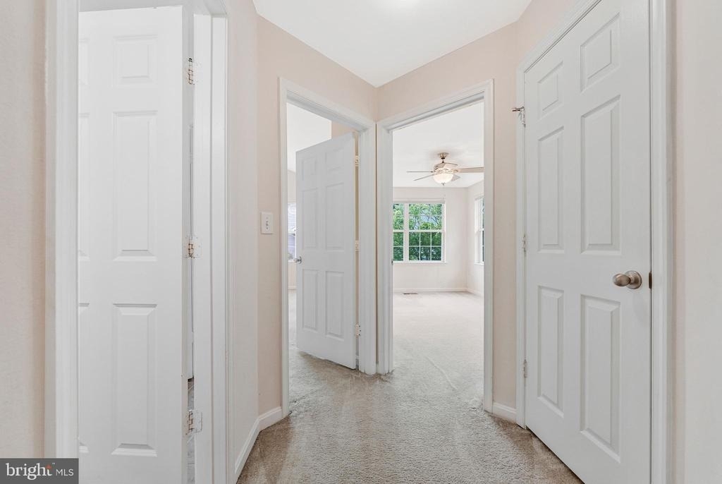 4529 Superior Square - Photo 14