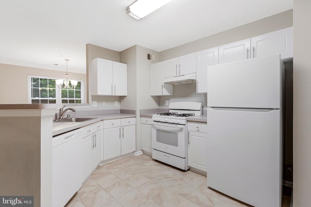 12747 Fair Briar Lane - Photo 9