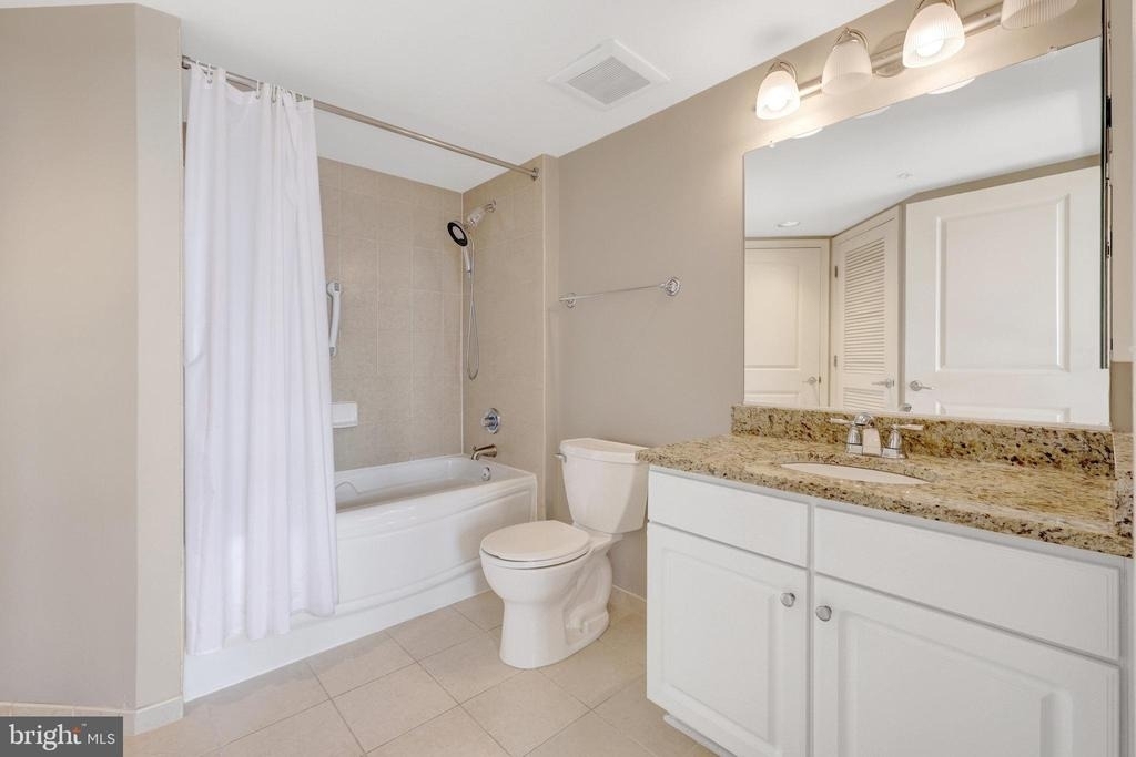 11800 Sunset Hills Road - Photo 20