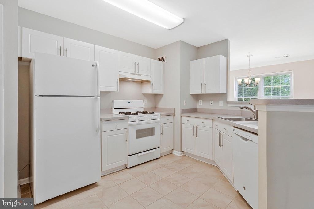 12877 Fair Briar Lane - Photo 9