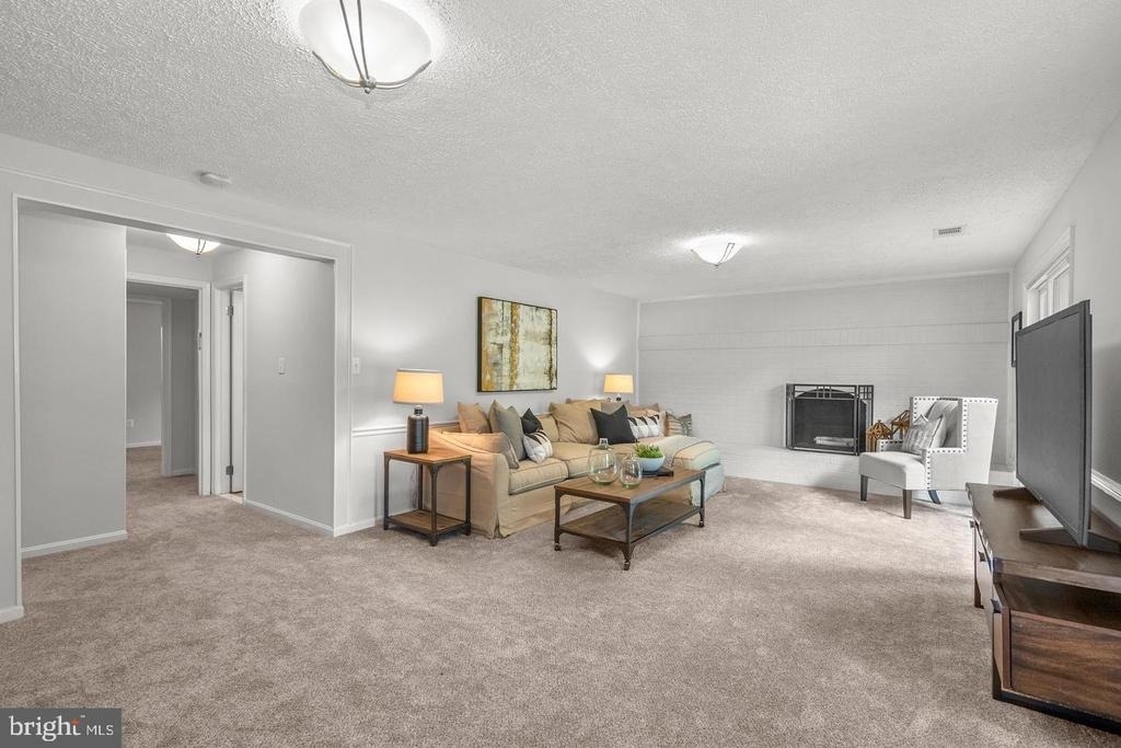 9428 Meadow Shire Lane - Photo 12