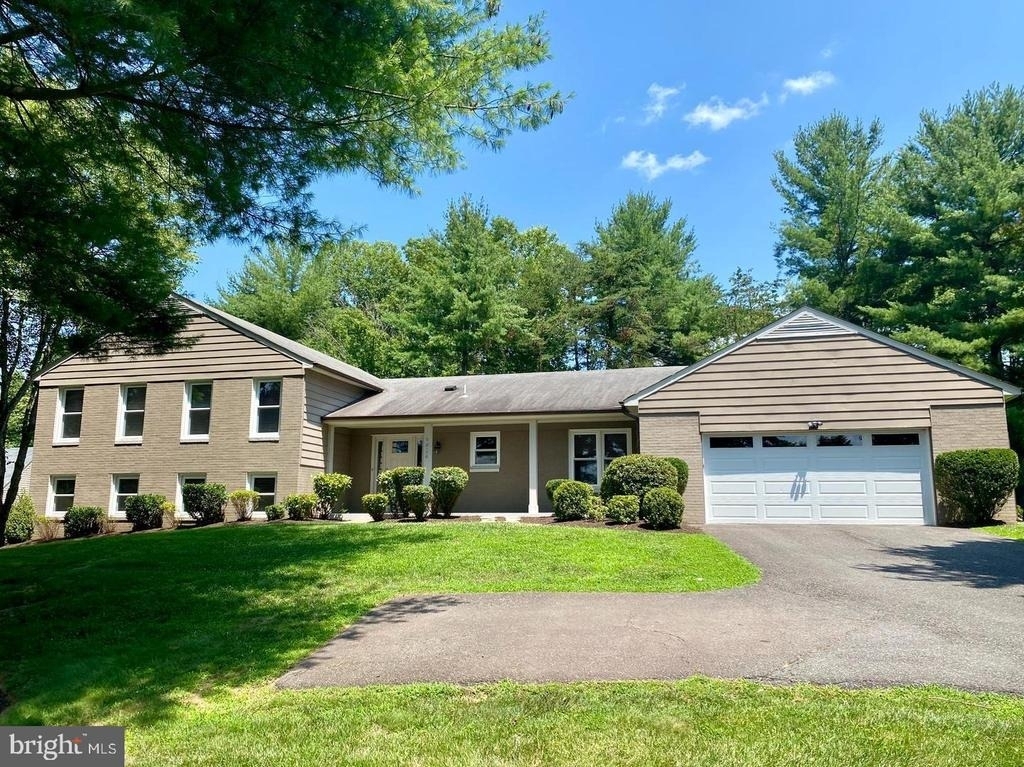 9428 Meadow Shire Lane - Photo 19