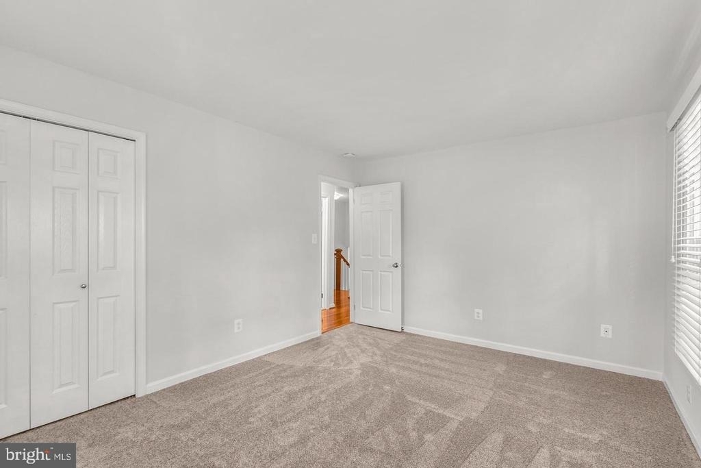 9428 Meadow Shire Lane - Photo 14