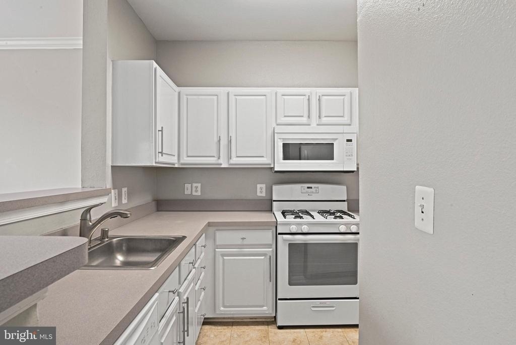 13142 Marcey Creek Road - Photo 9