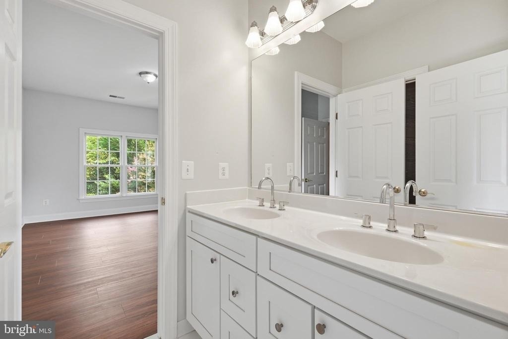 5285 Meadow Estates Drive - Photo 40