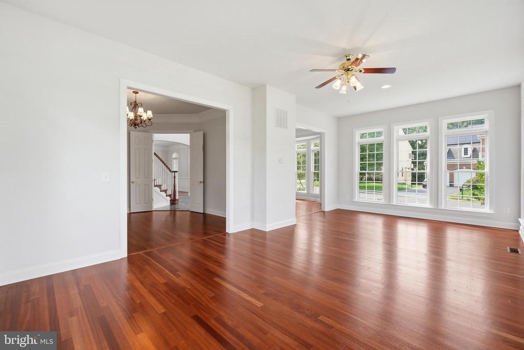 5285 Meadow Estates Drive - Photo 8
