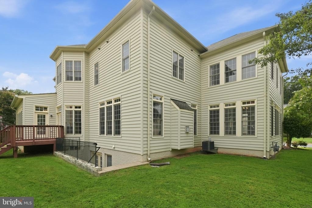 5285 Meadow Estates Drive - Photo 48