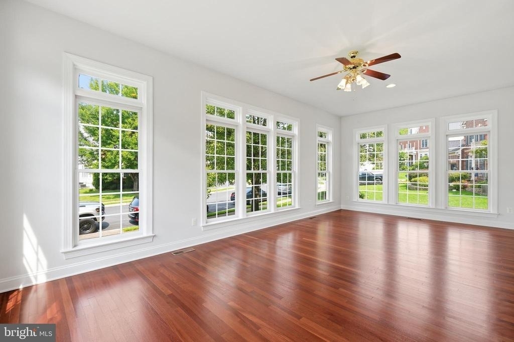 5285 Meadow Estates Drive - Photo 7