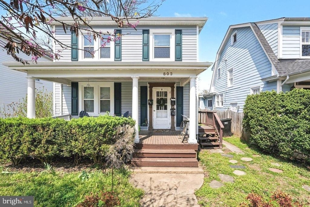 803 Wolfe Street - Photo 0