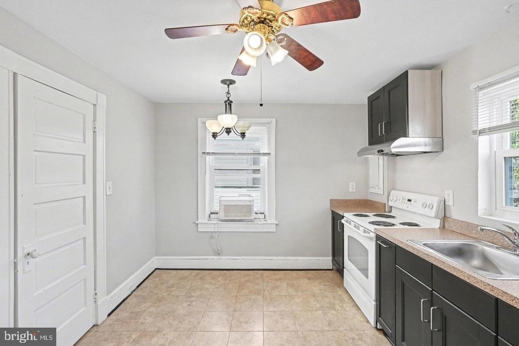 803 Wolfe Street - Photo 5
