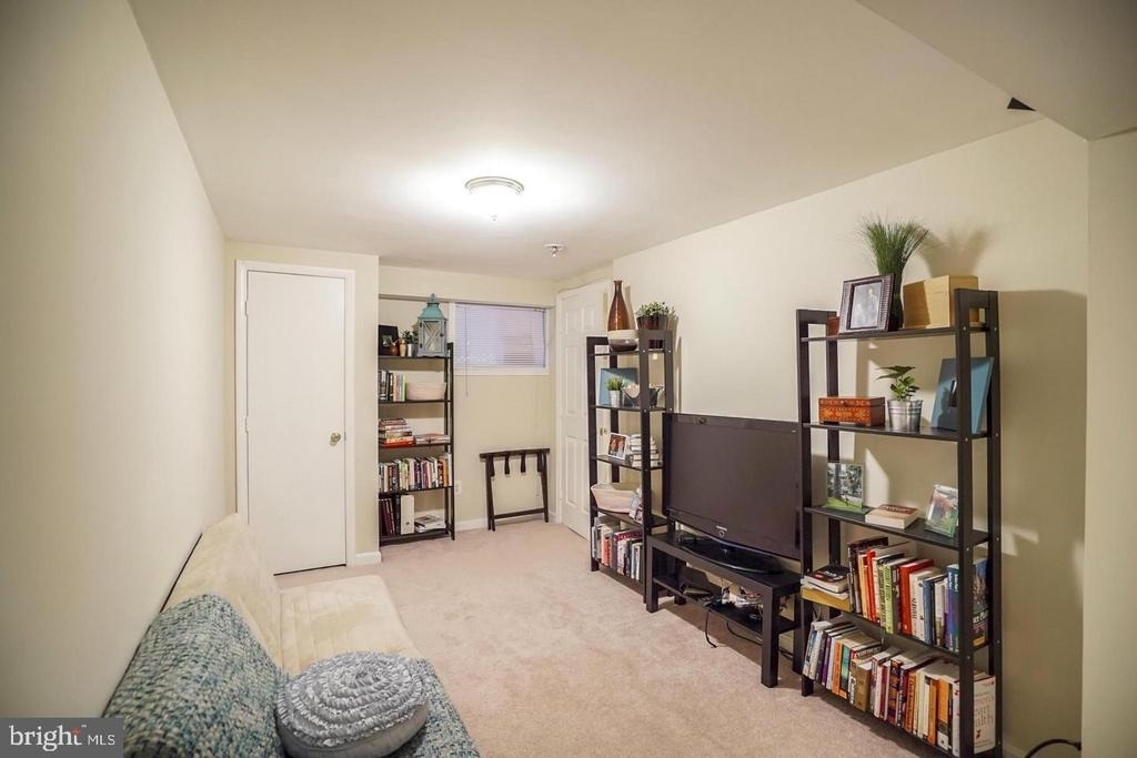 230 Evans Lane - Photo 17