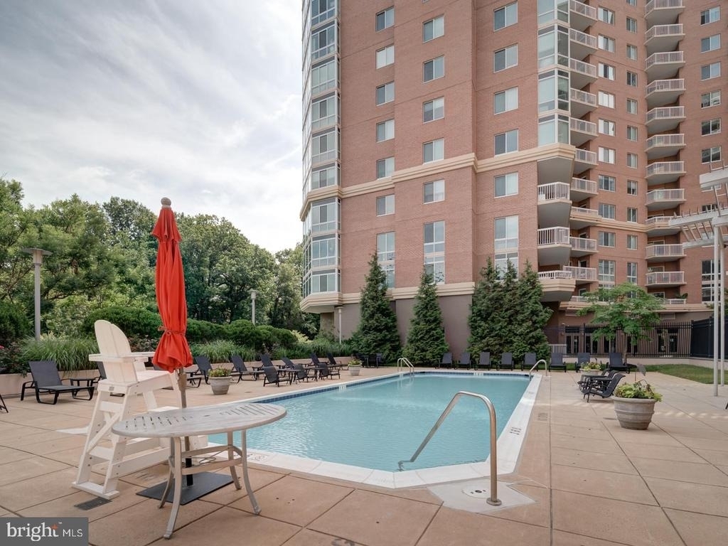 3101 N Hampton Drive - Photo 33
