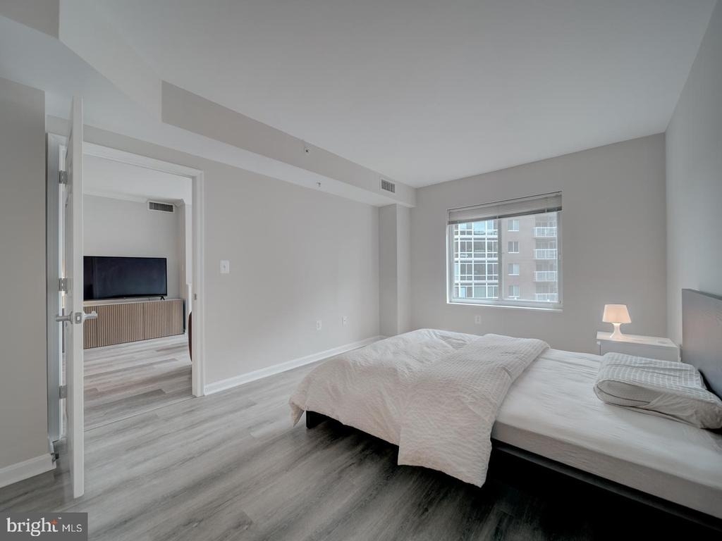 3101 N Hampton Drive - Photo 17