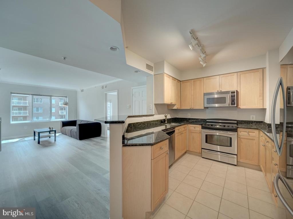 3101 N Hampton Drive - Photo 3