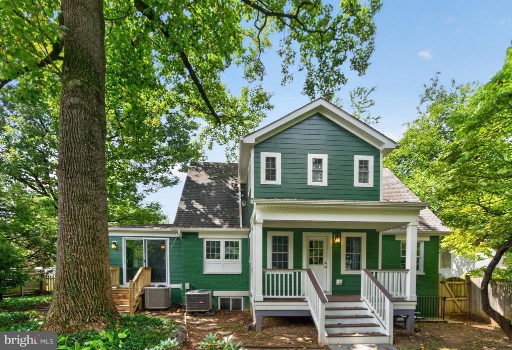 2227 N Lexington Street N - Photo 4