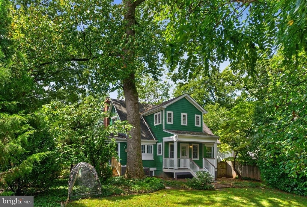 2227 N Lexington Street N - Photo 6