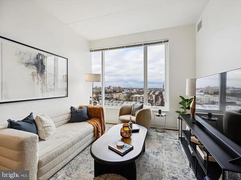 569 N 5th Street - Photo 4