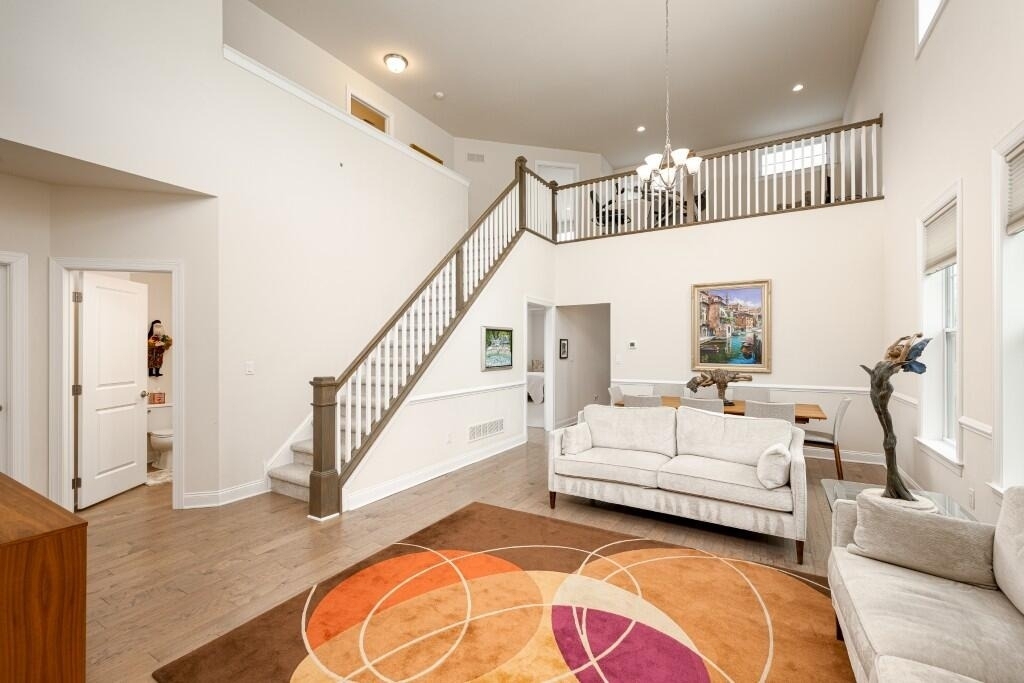 3031 N Spurway Drive - Photo 5