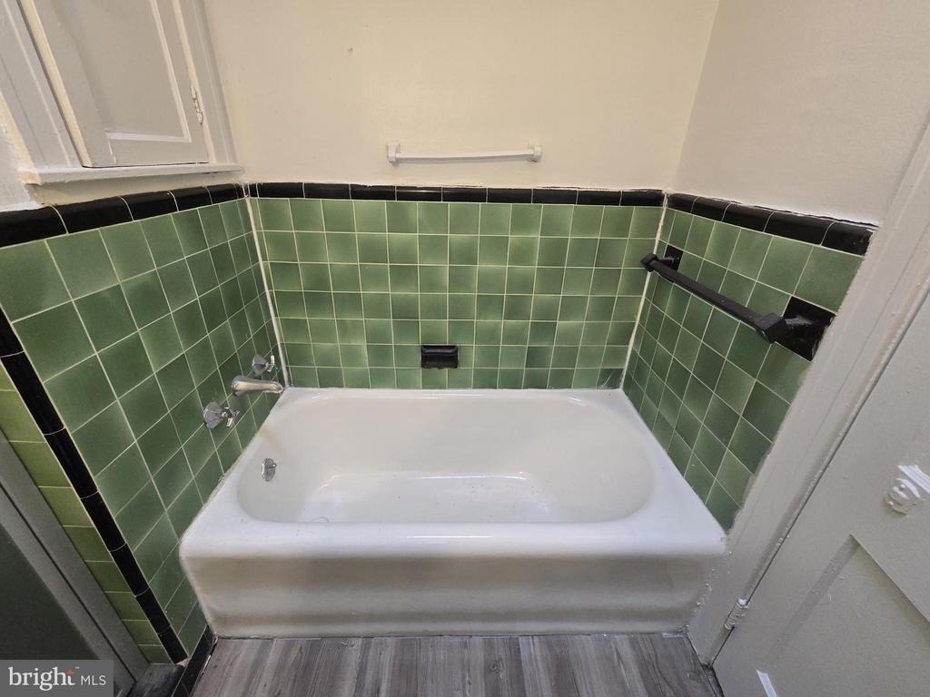 5206 Euclid Street - Photo 11