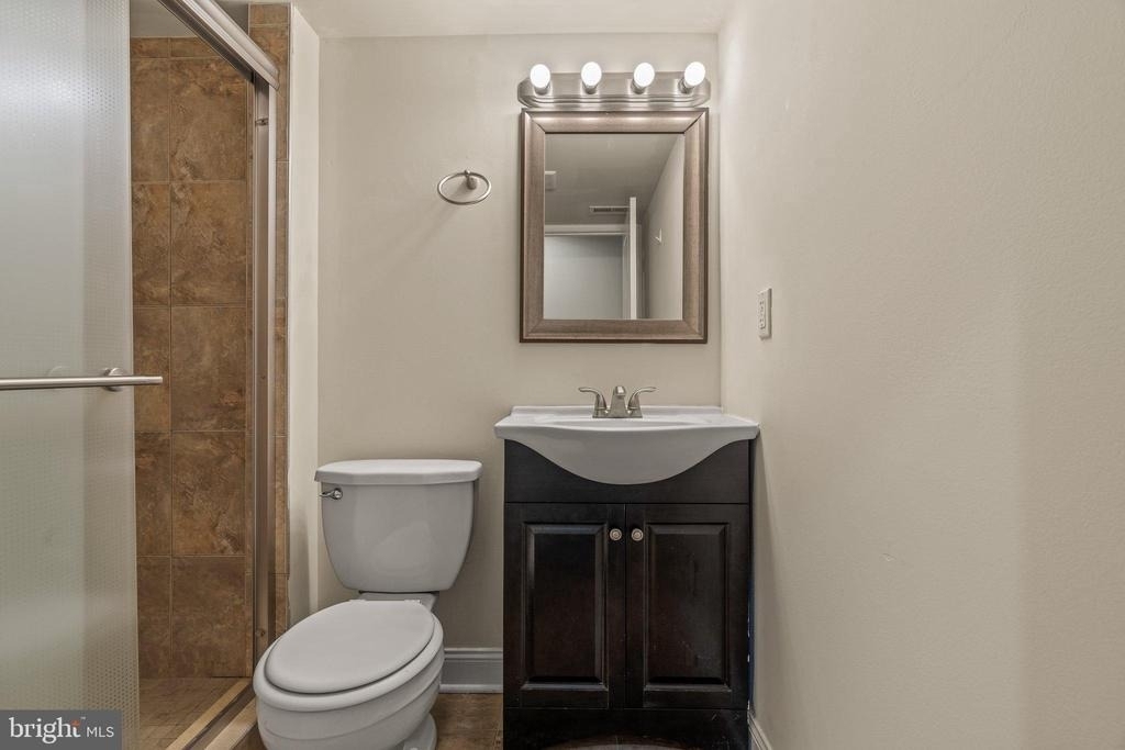 1724 W Master Street - Photo 9