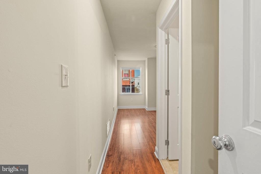 1724 W Master Street - Photo 12