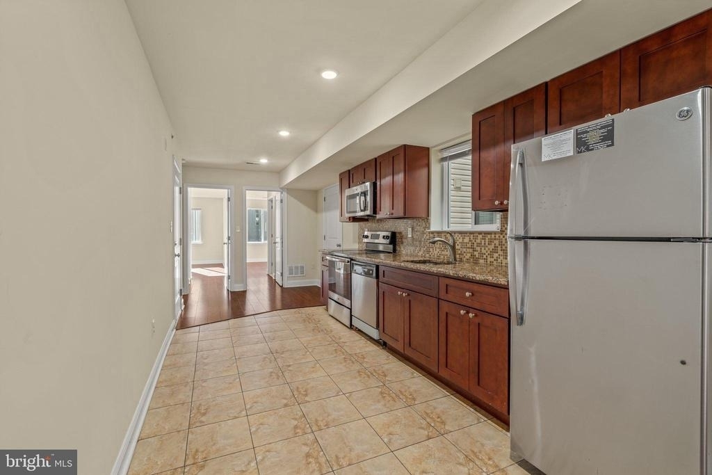 1724 W Master Street - Photo 17