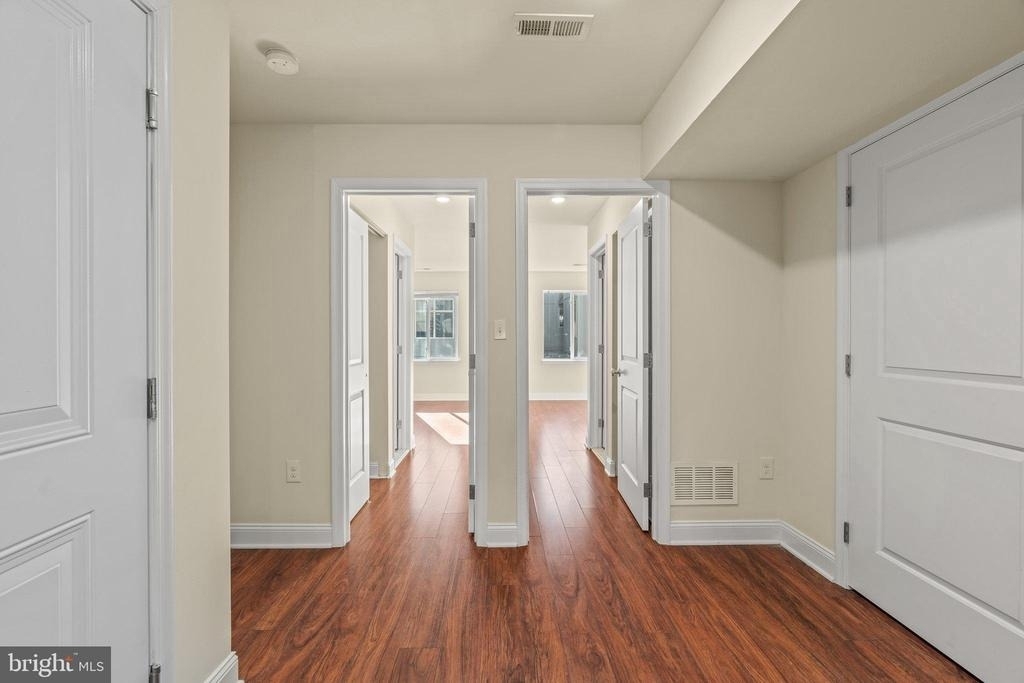 1724 W Master Street - Photo 18