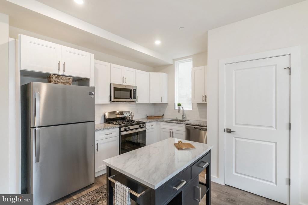 1307 Germantown Avenue - Photo 7