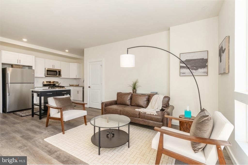 1307 Germantown Avenue - Photo 4