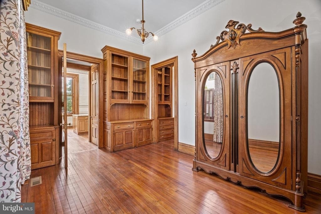 2201 Green Street - Photo 23