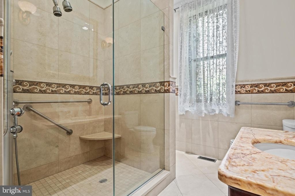 2201 Green Street - Photo 29