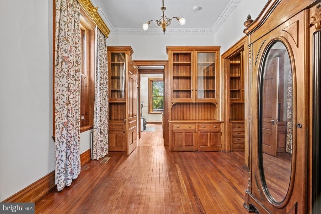 2201 Green Street - Photo 24