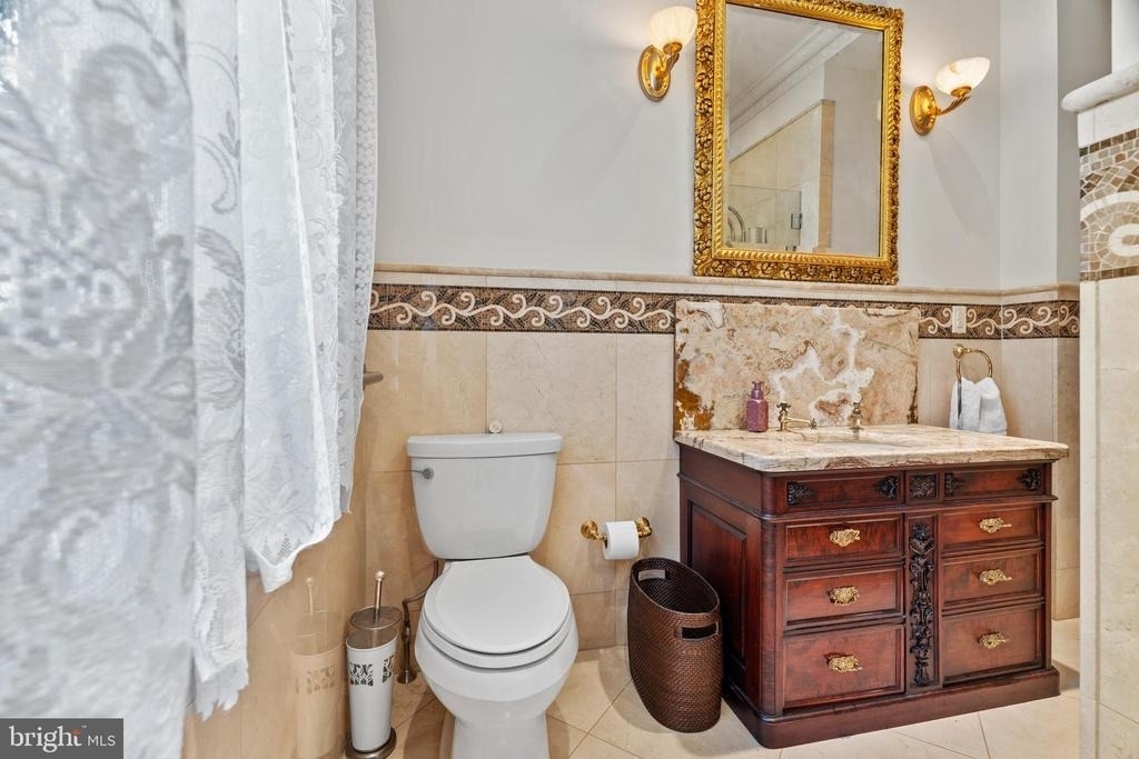 2201 Green Street - Photo 30