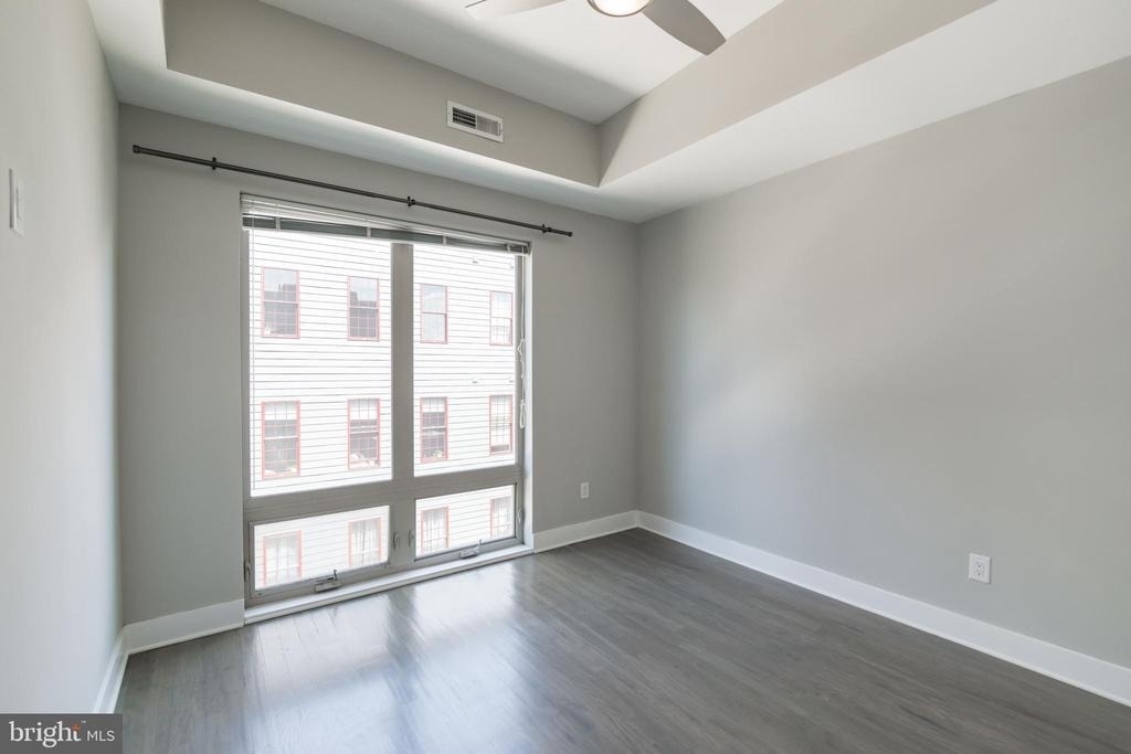 1607 Catharine Street - Photo 11