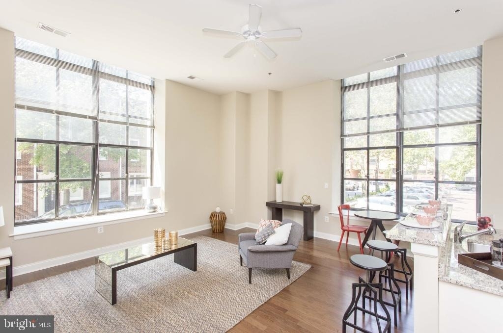 230 N 21st Street - Photo 4