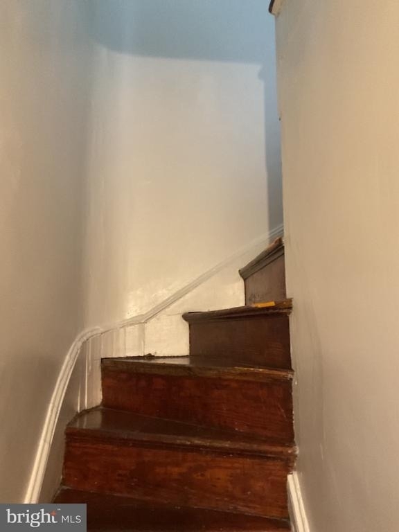 11 S 43 Street - Photo 6