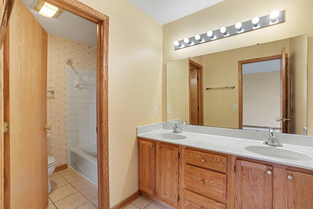 2124 Quail Run Drive - Photo 17