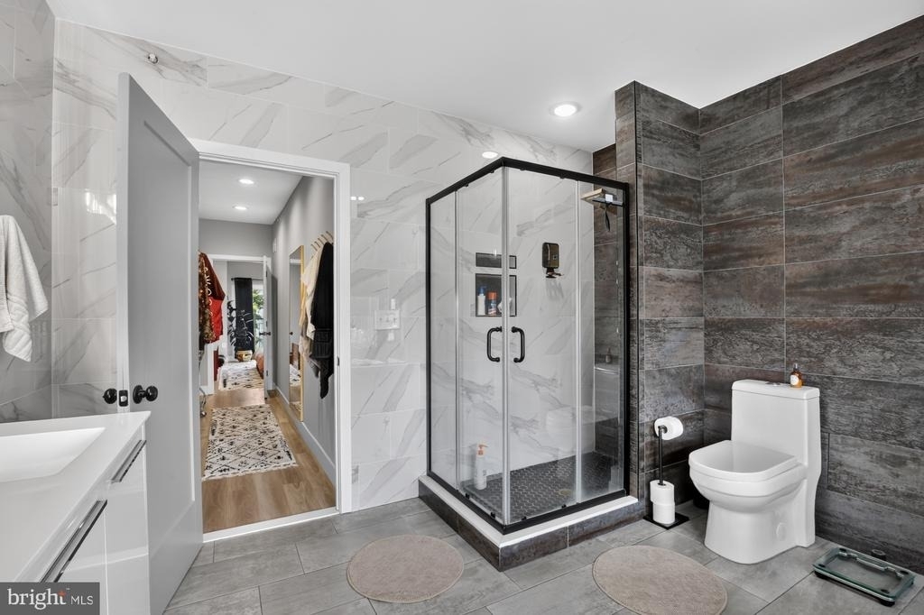 1838 E Oakdale Street - Photo 33